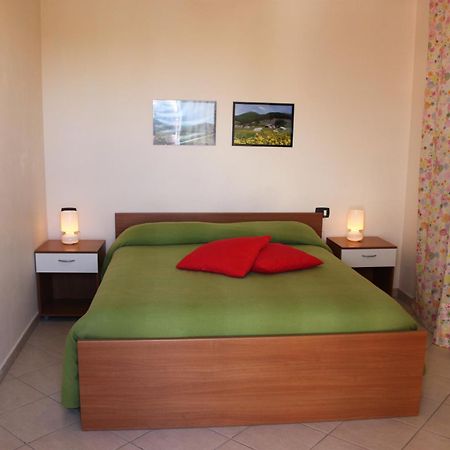 Il Pioppo Bed & Breakfast Veroli Стая снимка