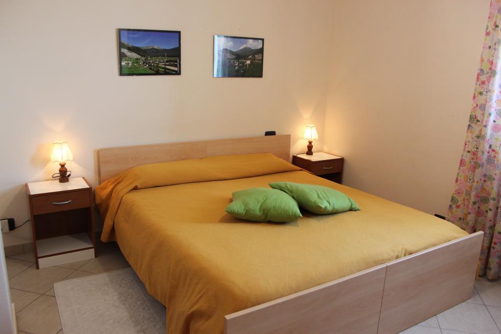 Il Pioppo Bed & Breakfast Veroli Стая снимка